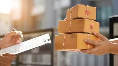 5 things you should check before accepting a parcel delivery 5 things you should check before accepting a parcel delivery