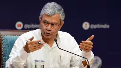 Rs 25,000 crore in taxes, 12 lakh jobs: Vaishnaw backs mobile PLI scheme Rs 25,000 crore in taxes, 12 lakh jobs: Vaishnaw backs mobile PLI scheme
