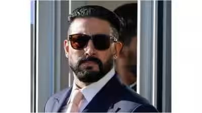 Abhishek Bachchan would ‘love’ ‘Kajra Re 2.0’, just needs Amitabh Bachchan and Aishwarya Rai Bachchan on board | Abhishek Bachchan would ‘love’ ‘Kajra Re 2.0’, just needs Amitabh Bachchan and Aishwarya Rai Bachchan on board |