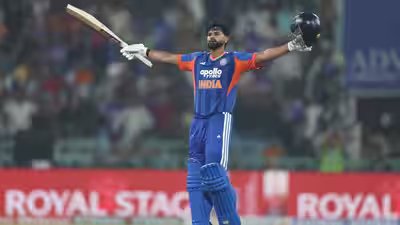 Shreyas Iyer’s maiden T20I century powers India to eight-wicket win over West Indies | Cricket News Shreyas Iyer’s maiden T20I century powers India to eight-wicket win over West Indies | Cricket News