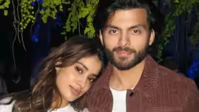 Janhvi Kapoor reveals marriage plans with Shikhar Pahariya; hints that wedding is ‘2–3 years away’ | Hindi Movie News Janhvi Kapoor reveals marriage plans with Shikhar Pahariya; hints that wedding is ‘2–3 years away’ | Hindi Movie News