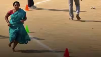 Meet Kavita Kumari: the 27-year-old Jharkhand widow ran 1,600 metres barefoot in a saree to chase her Home Guard dream and secure her children’s future Meet Kavita Kumari: the 27-year-old Jharkhand widow ran 1,600 metres barefoot in a saree to chase her Home Guard dream and secure her children’s future