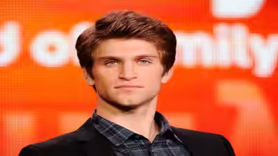 ‘Pretty Little Liars’ actor Keegan Allen ATTACKED and robbed at gunpoint; actor says men threatened to kill him over luxury watch – VIDEO | ‘Pretty Little Liars’ actor Keegan Allen ATTACKED and robbed at gunpoint; actor says men threatened to kill him over luxury watch – VIDEO |
