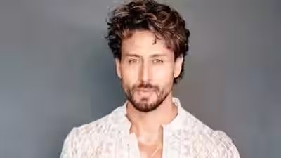 Tiger Shroff’s 1,291 sq ft Khar apartment sold for Rs 9 crore, after gun fire incident: Report | Tiger Shroff’s 1,291 sq ft Khar apartment sold for Rs 9 crore, after gun fire incident: Report |
