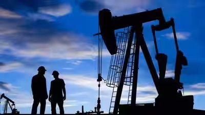 Venezuela signs 61 oil agreements, expects $76 billion in investments over five years Venezuela signs 61 oil agreements, expects $76 billion in investments over five years